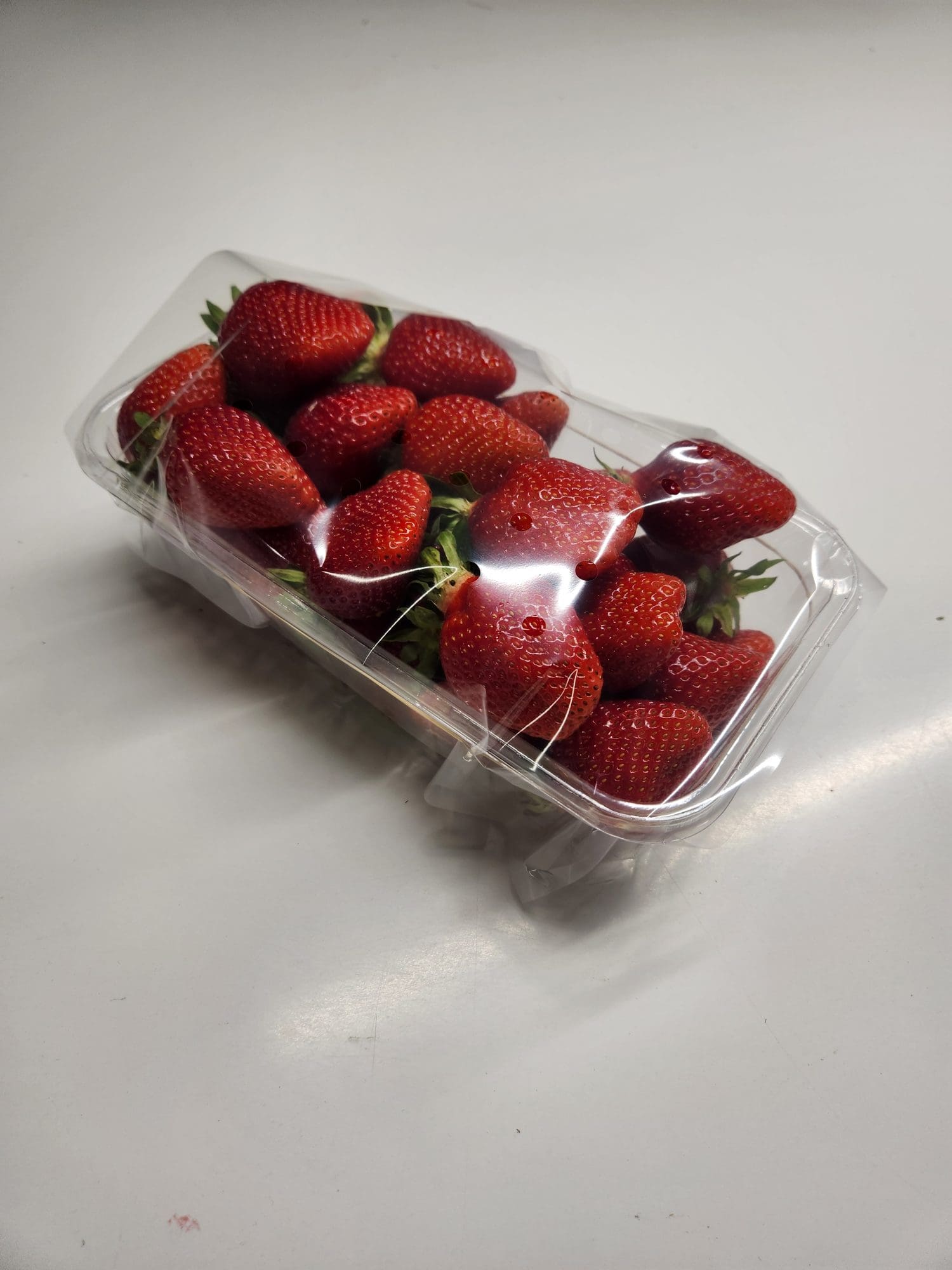 Antifog Film 1 Strawberries scaled 1